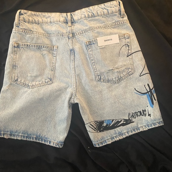 Zara Men’s denim shorts - Picture 3 of 6